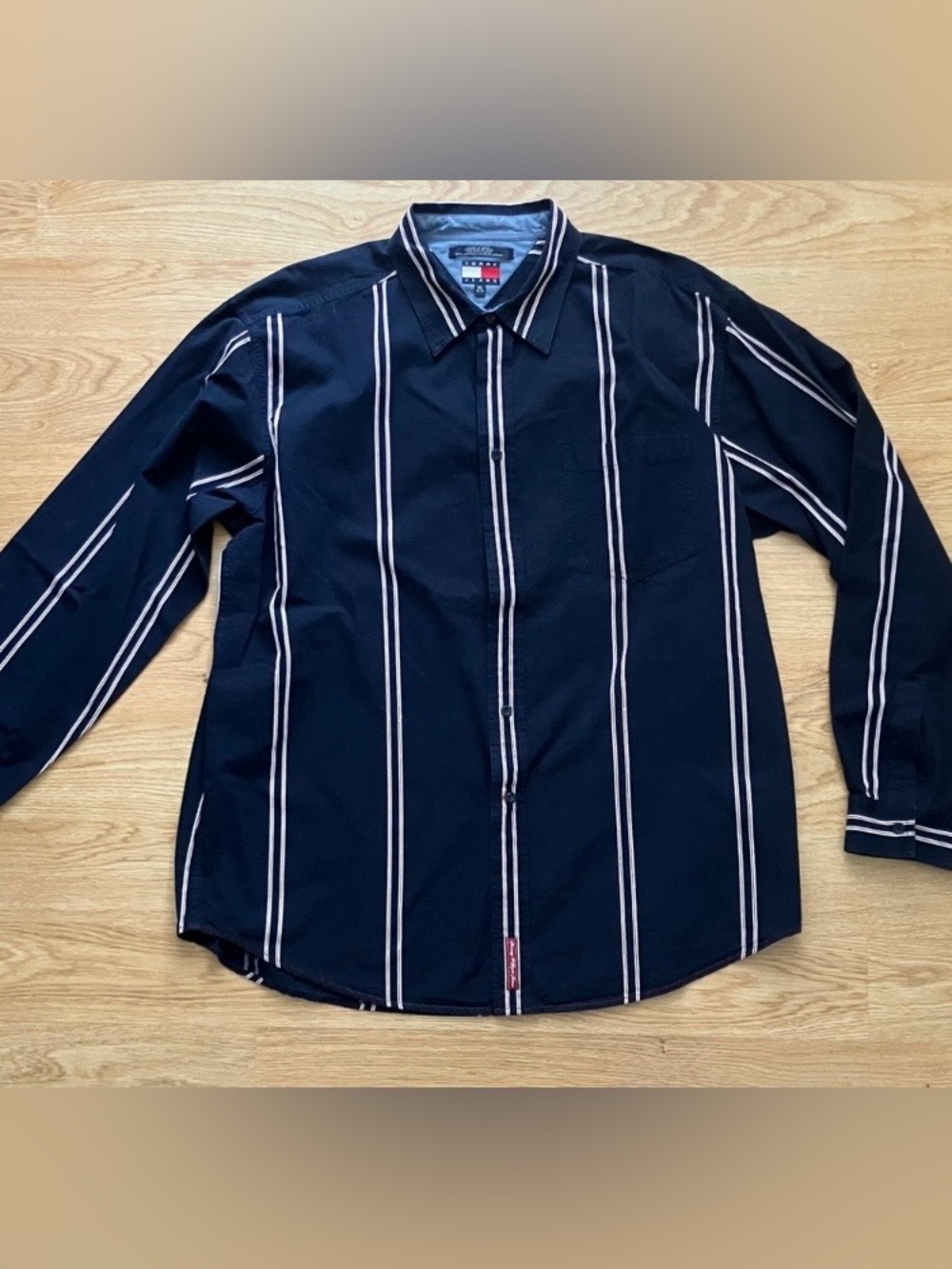 Tommy Hilfiger Men’s l/s Navy Stripe Button-Up Shirt. Sz XL.
